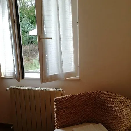 Casa Rossi Follo Alto